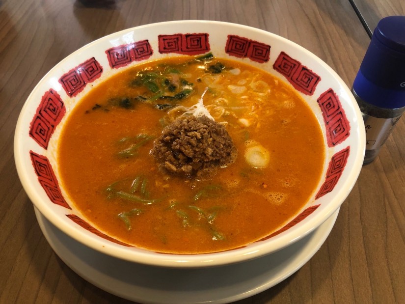 花椒と自家製ラー油坦々麺