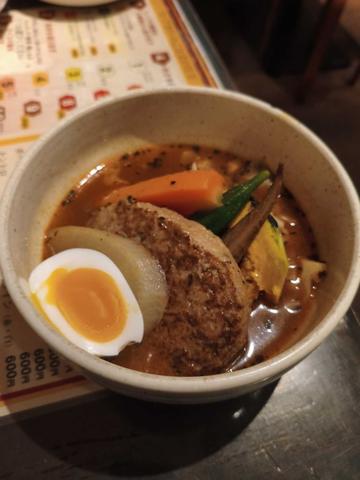 スープカレー 黄スープ ハンバーグ 5