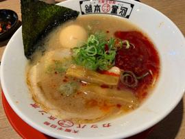 赤河童ラーメン煮卵入り