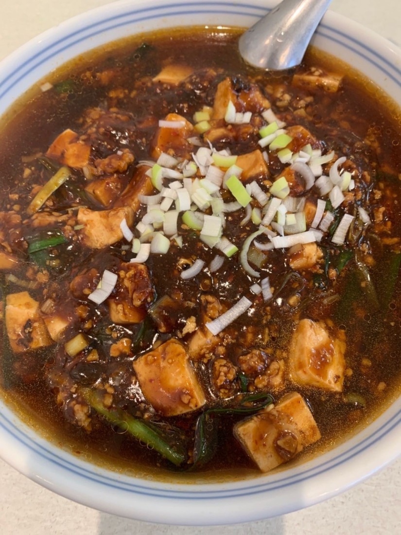 四川麻婆麺 辛さの方向性はスカッと淡麗