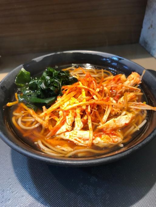 ピリ辛鶏ネギそば