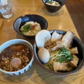 全部乗せ辛いつけめん