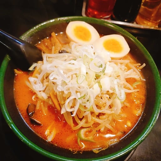 みそオロチョン