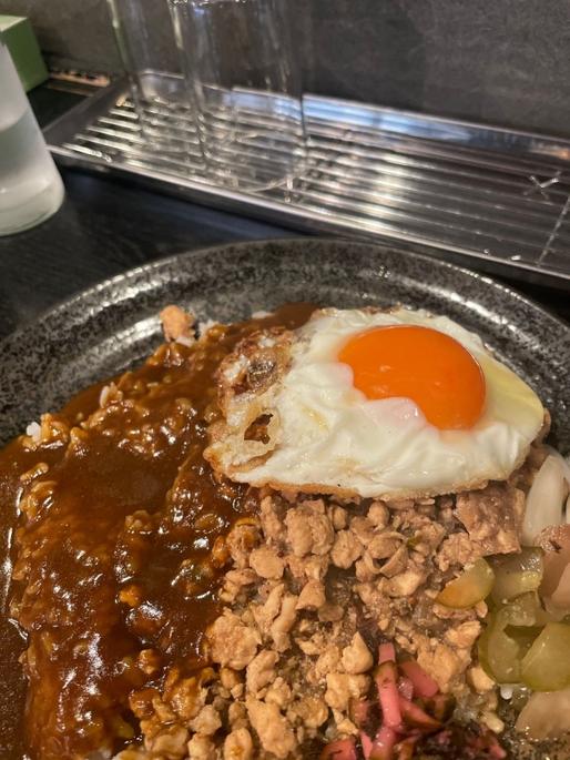 ビーフ+激辛チキンキーマ