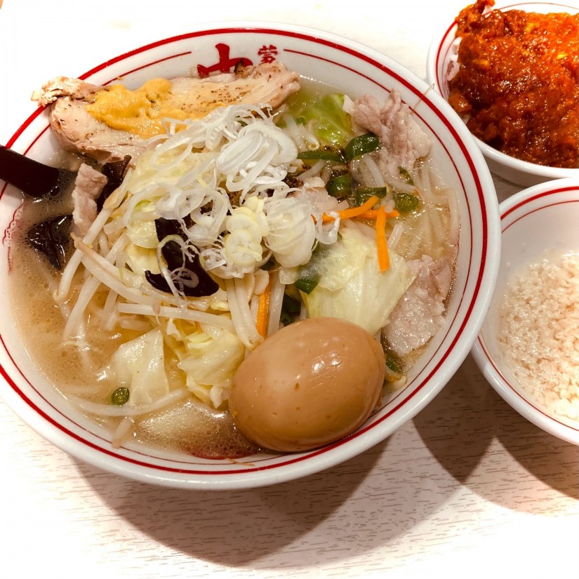 カラサガ・シオ 7 2.05KM - 蒙古タンメン中本 東池袋店:東京都
