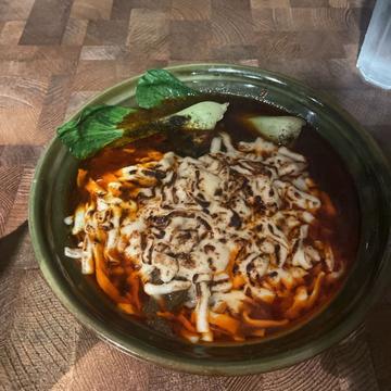 麻婆豆腐ラーメン （汁あり、炙りチーズ.ニンニク) 唐辛子:地獄、痺れMAX+