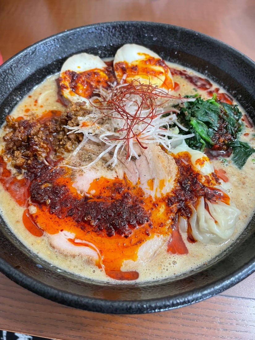 豚粉屋特製坦々麺 辛め