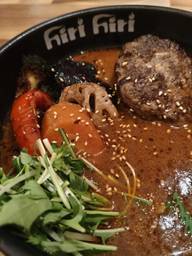 手ごねハンバーグカリー 10