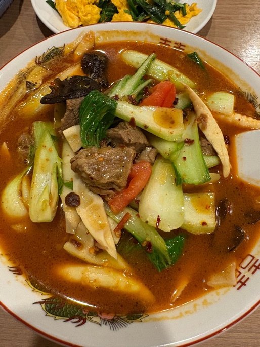 麻辣牛肉麺