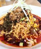 口から燃えるラーメン 唐辛子4本