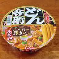 どん兵衛スパイシー豚カレーうどん