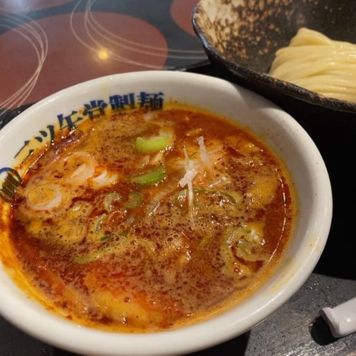 辛子つけめん 青唐辛子仕込み辛しオイル（辛さ増し）激辛