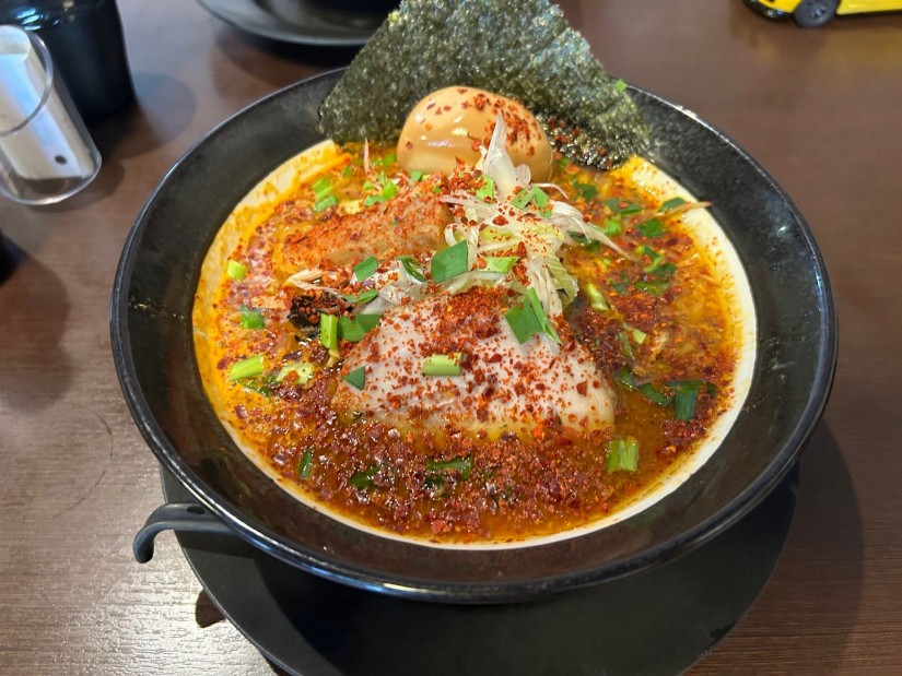 味玉辛いしびれる味噌ラーメン辛さ4痺れ0 4辛