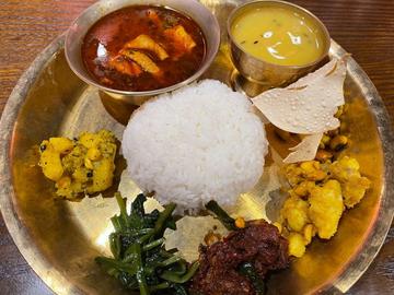 ネパールダルバートセット（辛い！ネパールスープカレー）