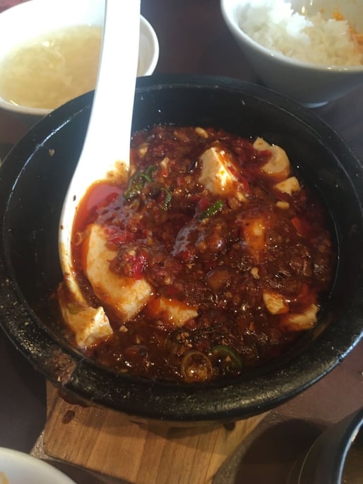 石焼麻婆刀削麺 天獄辛