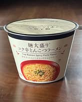 麺大盛り コク辛とんこつラーメン