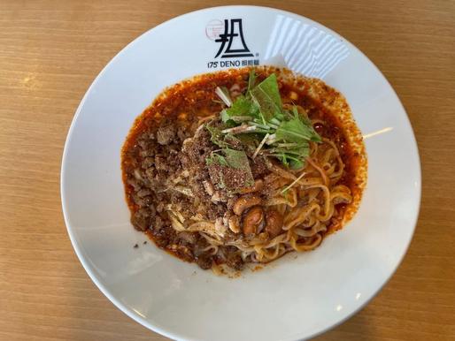 白ごま汁なし担々麺 痺れレベル2、辛さレベル3