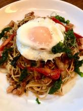 ガパオスパゲティ ガパオは基本が辛い