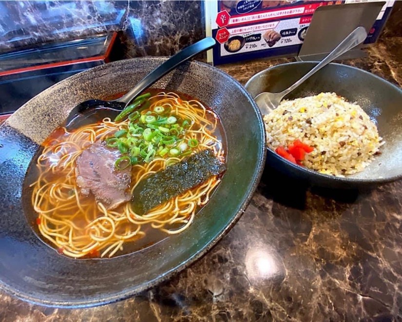 薬膳ラーメン 中辛