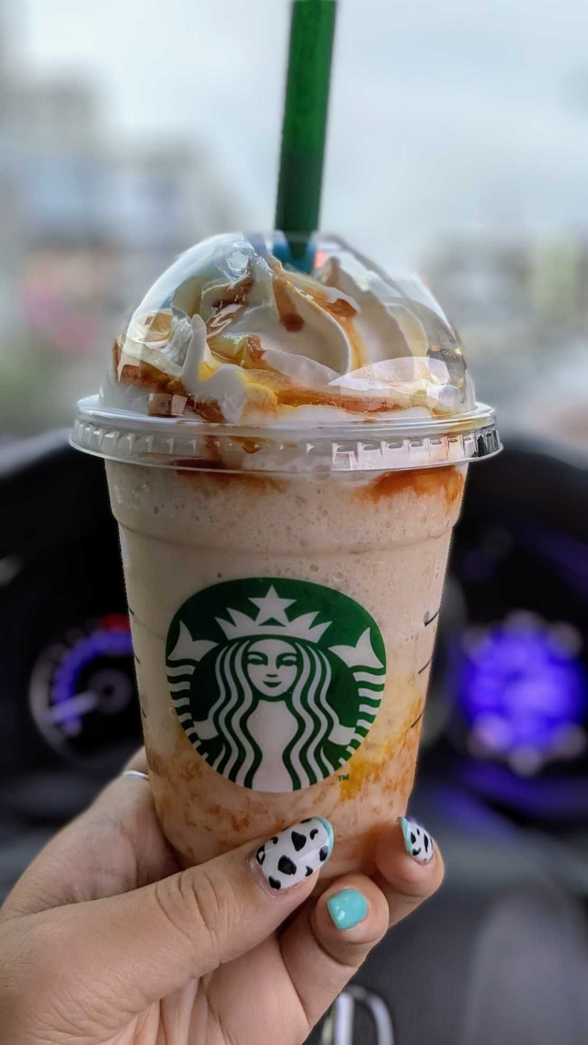 ホットハニー オリエンタル マンゴー＆ティー フラペチーノ エクストラソース