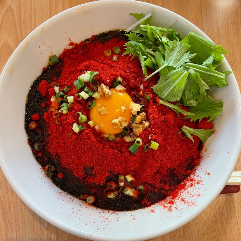 汁なし黒ごま麺 辛