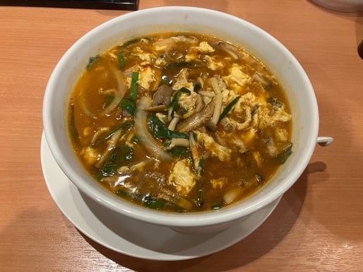 酸辣きのこ湯麺