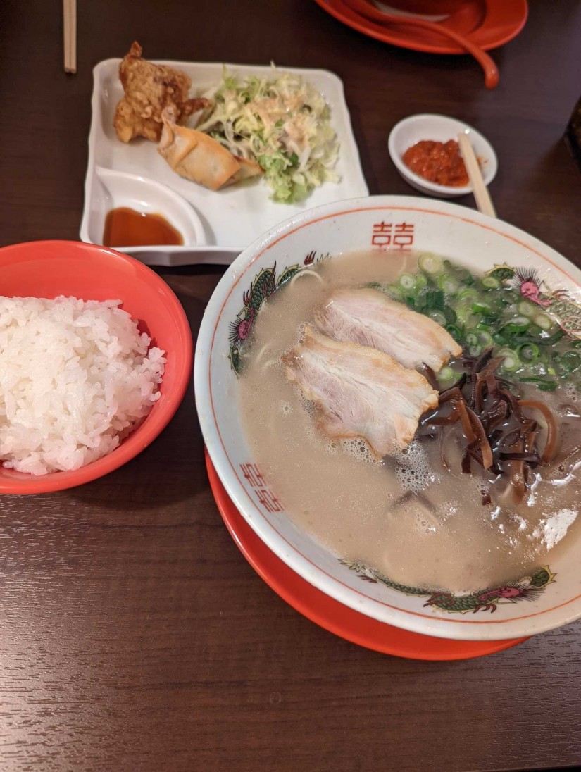 とんこつ十割 辛みそ