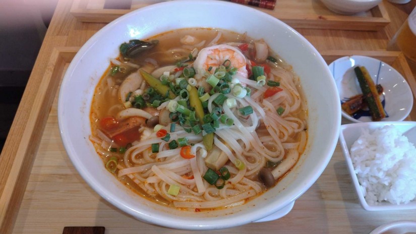 トムヤムラーメン 辛め