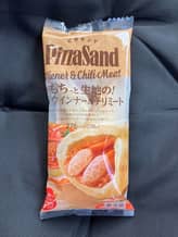 ピザサンド もちっと生地の！ Ｗウインナー＆チリミート ピリ辛