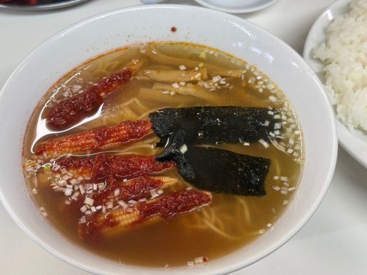 もろこし激カララーメン