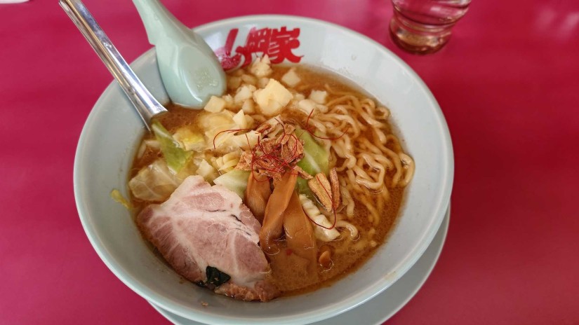 特製カレーとんこつラーメン