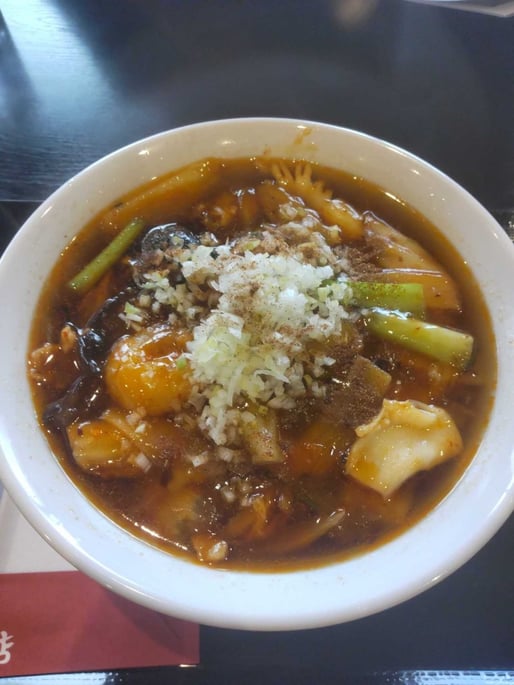 麻辣あんかけラーメン