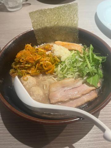 辛ネギ豚骨らーめん