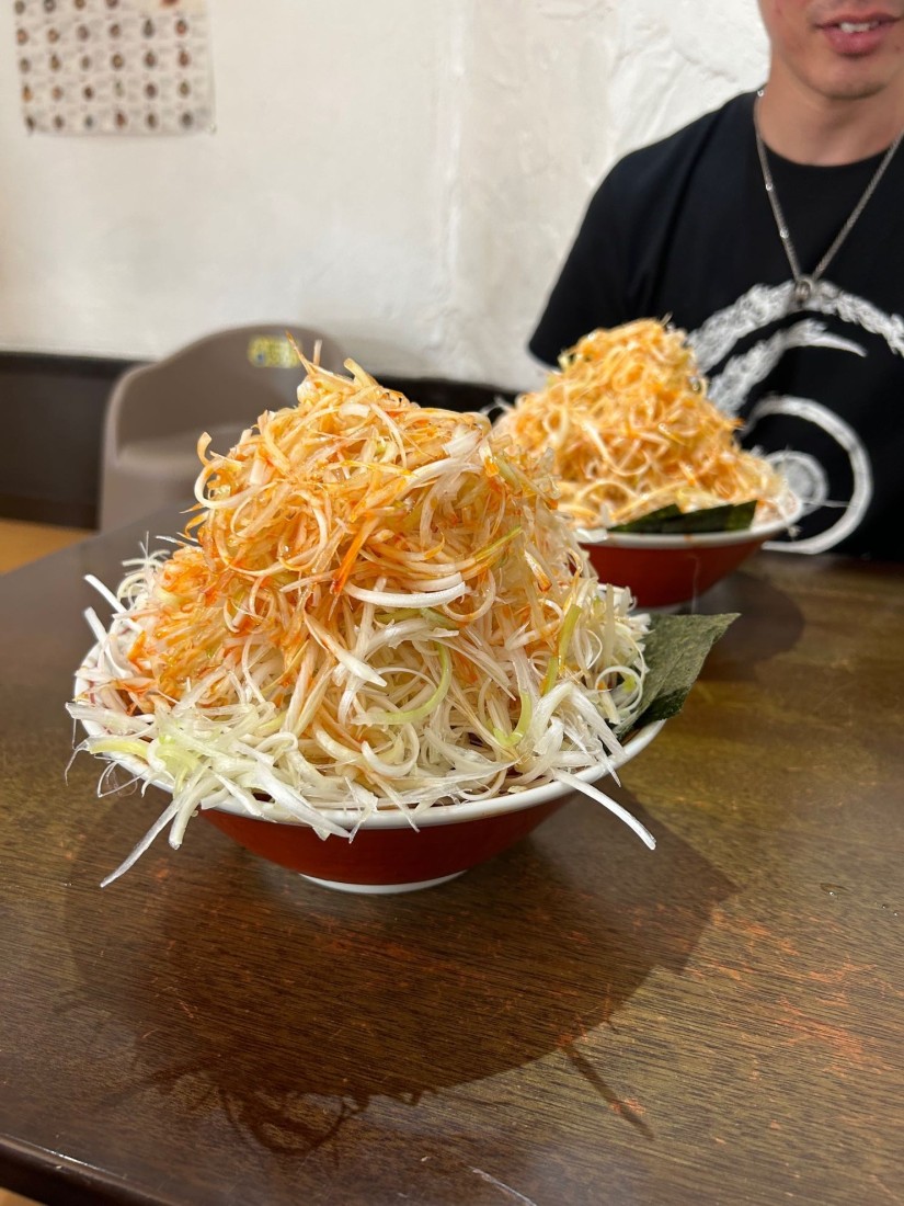 辛いネギラーメン