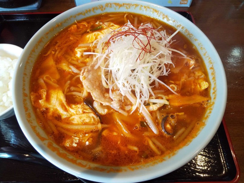 赤南蛮醤油スーラータンメン 激辛