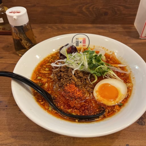 あごだし坦々麺 激辛激痺