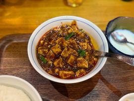 陣麻婆豆腐