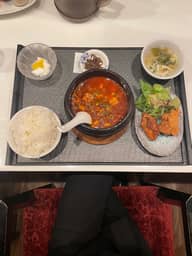 麻婆豆腐定食 1100円 本格四川味