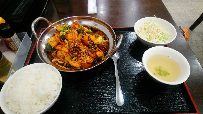 麻辣香鍋定食 しびれる辛さ