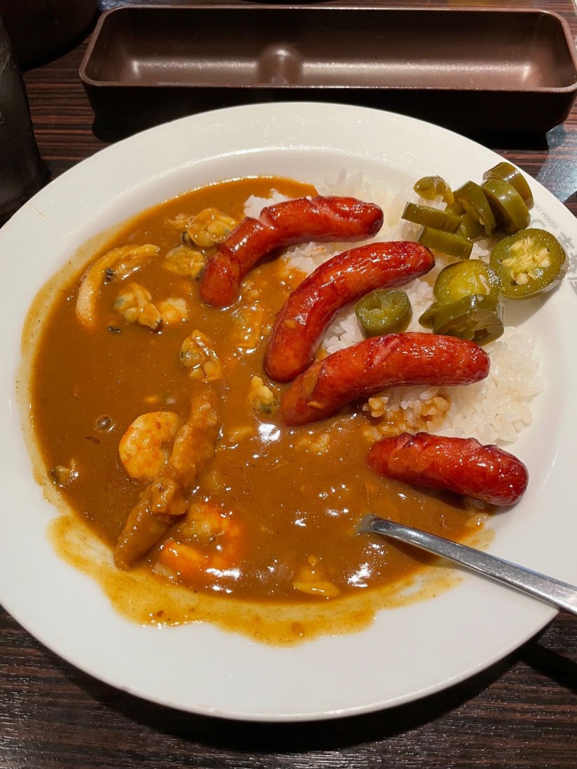 海の幸カレー ソーセージ ハラペーニョスライス 3辛