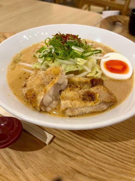 ロゼタンメン〜大山鶏のコンフィ添え、チーズライス付〜辛さ増しver.