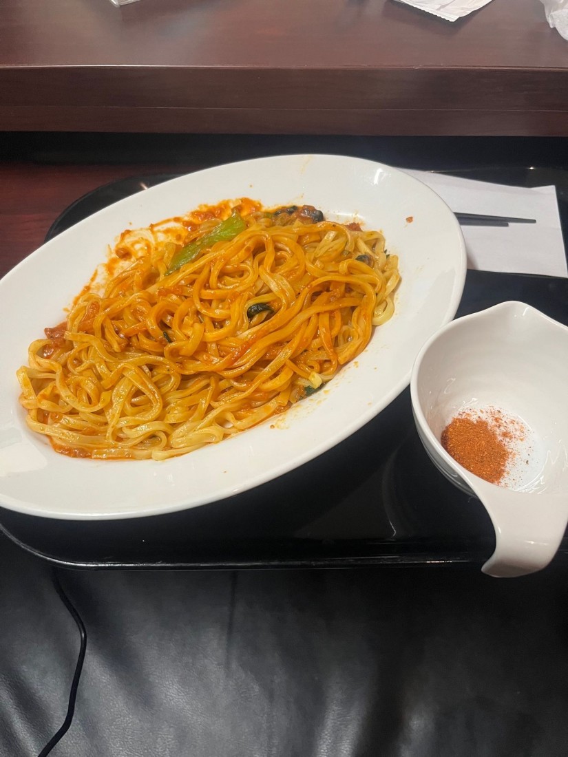シビ辛汁なし担々麺