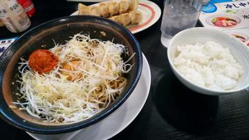 マーラーそぼろ入り
ねぎ玉中華そば（ライス付き）