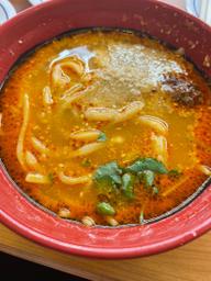 胡麻香る坦々麺 ピリ辛？