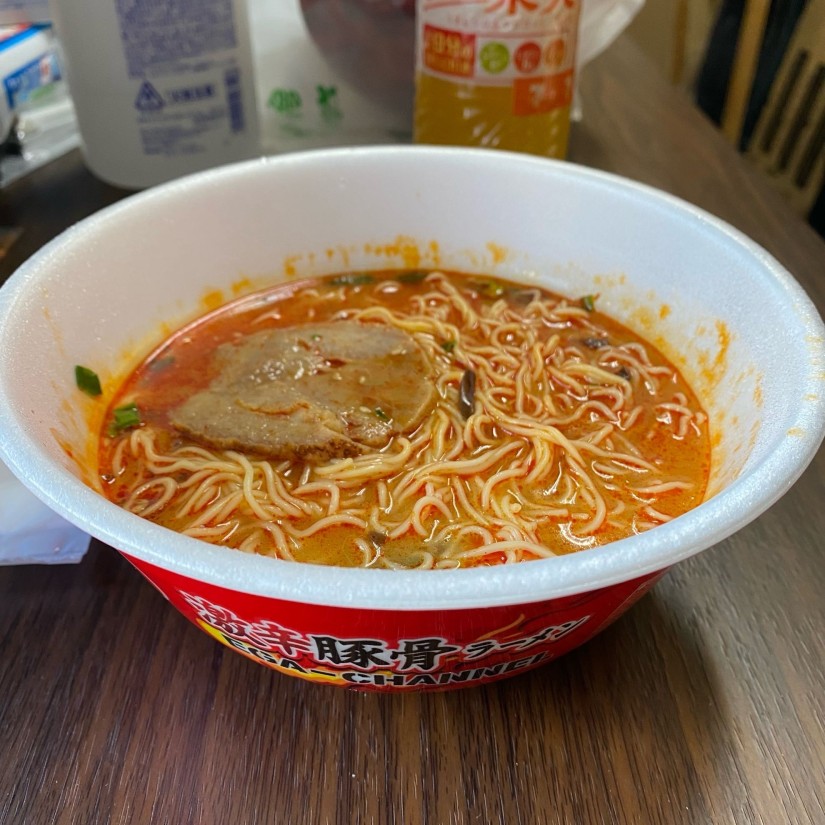  【YouTube「エガちゃんねる」コラボ】江頭2:50監修 激辛豚骨ラーメン