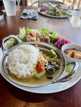 グリーンカレープレート 唐辛子3本