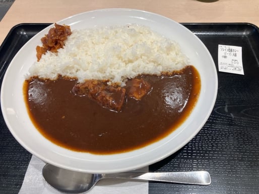 欧風カレーソレイユ監修ビーフカレー 4辛