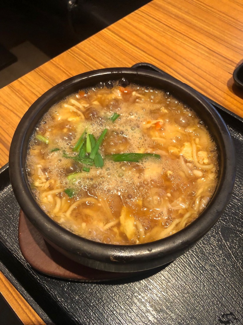 サンラー土鍋煮込みそば