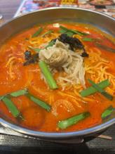 韓ラーメン ホルモンラーメン 辛口