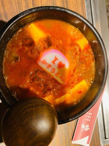 赤かすうどん